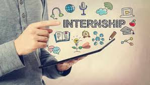 Internship vs Certification
